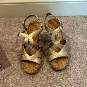 Women gold metallic wedge sandals